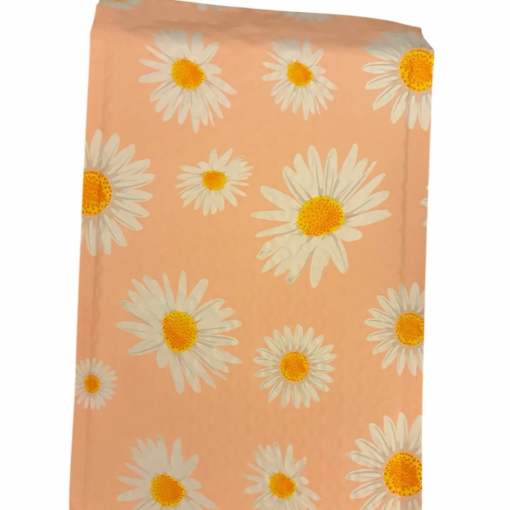 Peach Daisy Bubble Mailers Set of 10 - Picture 3 of 4
